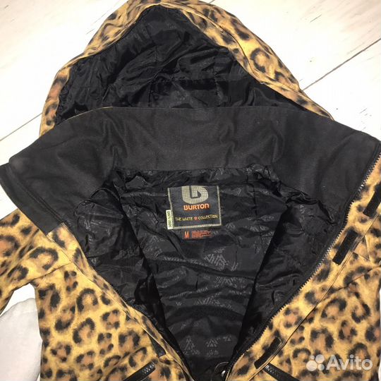 Женская горнолыжная куртка