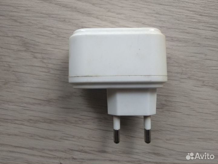 Блок питания USB с индикатором