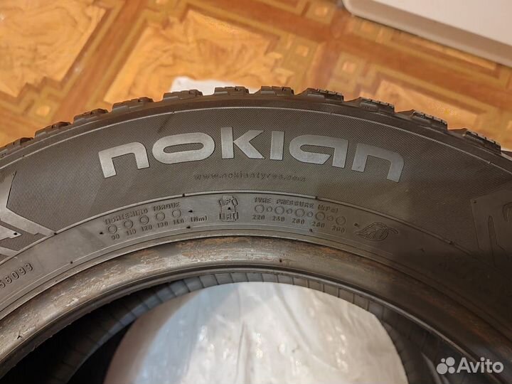 Nokian Tyres Hakkapeliitta 8 185/65 R15 92T