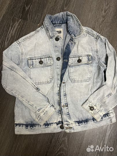 Джинсовая куртка