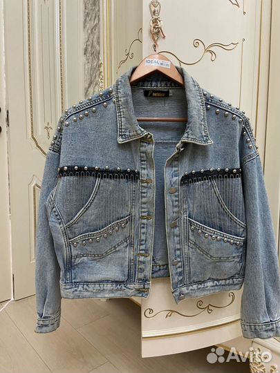Джинсовая куртка