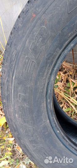 Bridgestone Dueler A/T 265/65 R17