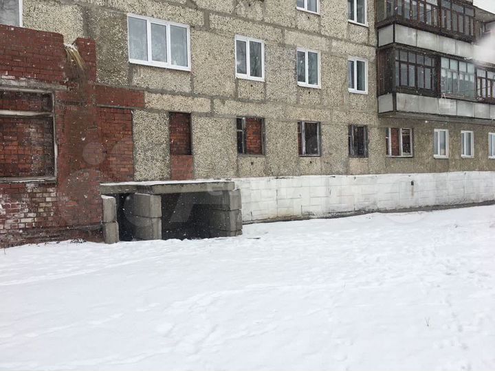 Продам торговое помещение, 383.9 м²