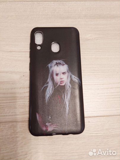 Чехол на телефон