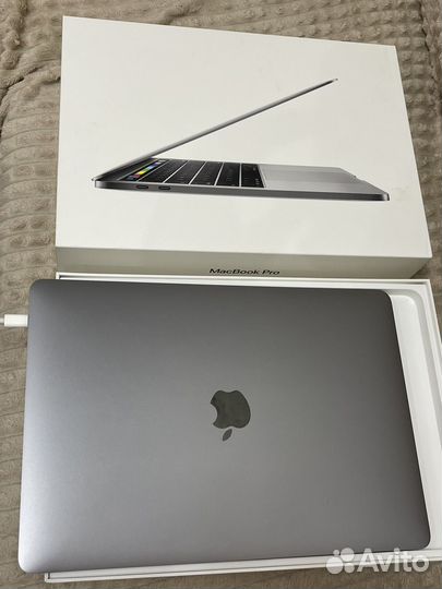 Apple MacBook Pro 13 2017 8Gb 512Gb A1706