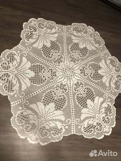 Скатерть крючком ручной работы