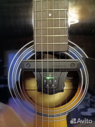 Трансакустическая гитара Hohner