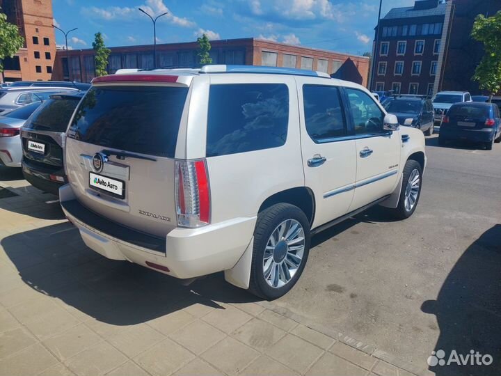 Cadillac Escalade 6.2 AT, 2013, 135 000 км