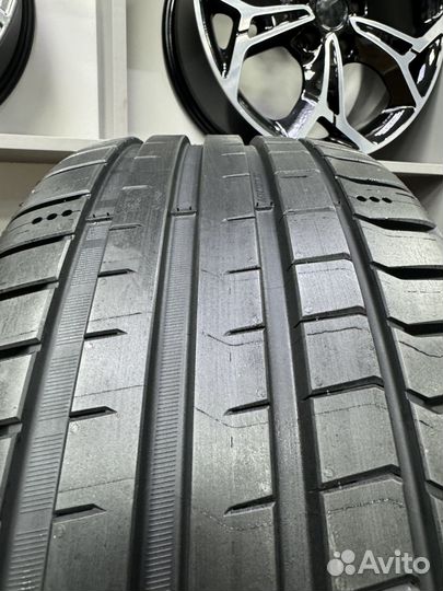 Michelin Pilot Sport 5 245/45 R19 102Y