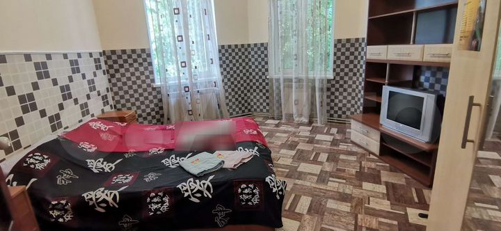 2-к. квартира, 50 м², 1/3 эт.