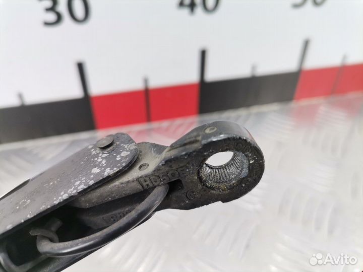 Щеткодержатель задний Mercedes-Benz E-Класс