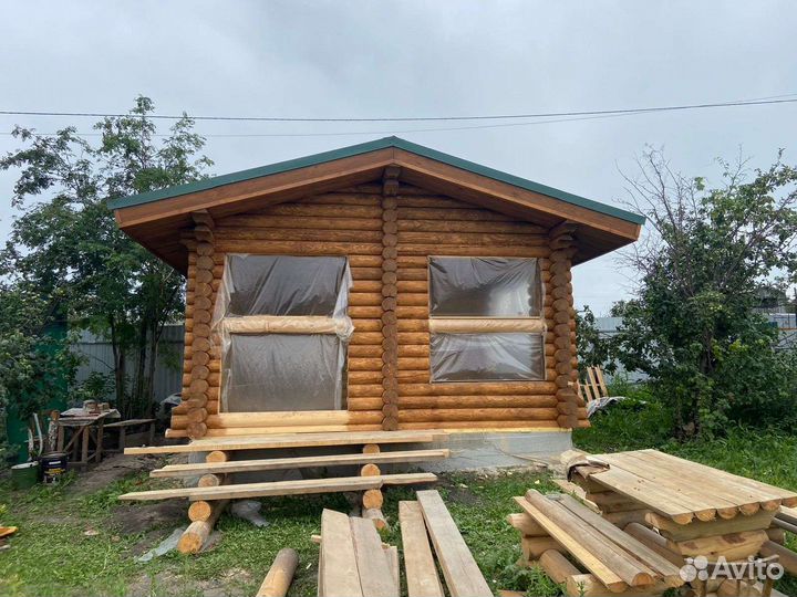 Беседка из оцилиндрованного бревна