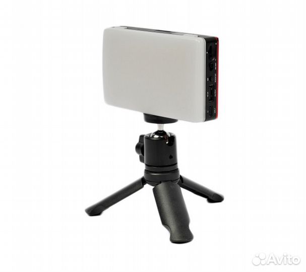 Светодиодный накамерный осветитель FST smpl-9