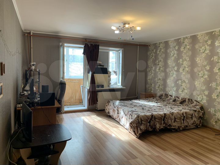 3-к. квартира, 84,3 м², 1/10 эт.