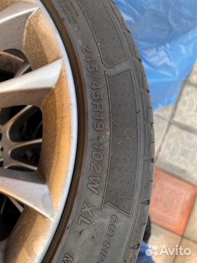 Arivo Ultra ARZ4 245/45 R19 и 275/40 R19