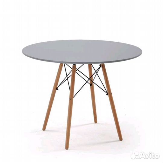 Стол обеденный Eames D100
