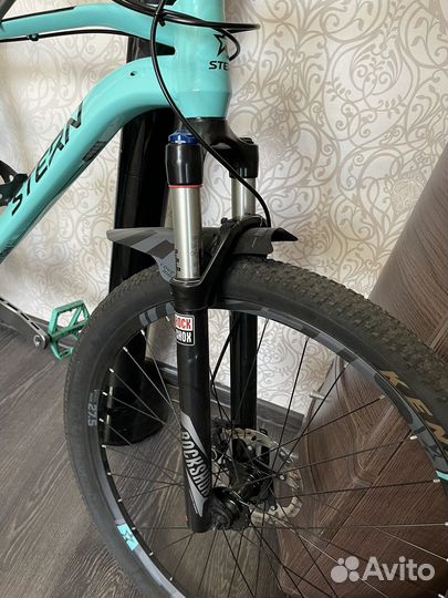 Велосипед горный 27,5 рама 20 rock shox reba