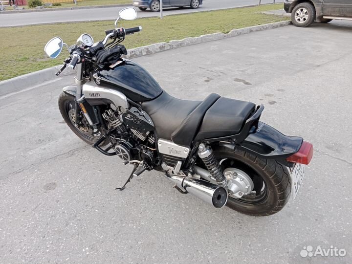 Продам мотоцикл Yamaha Vmax 1200