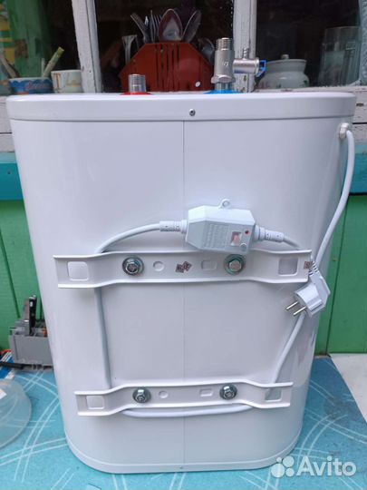 Водонагреватель накопительный 30 л Oasis