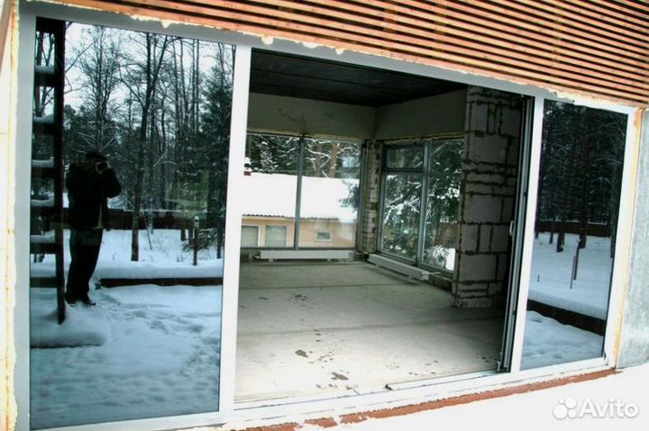 Окно в коттедж