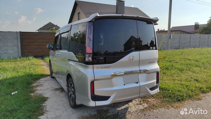 Honda Stepwgn, 2018