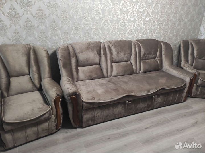 Перетяжка мебели