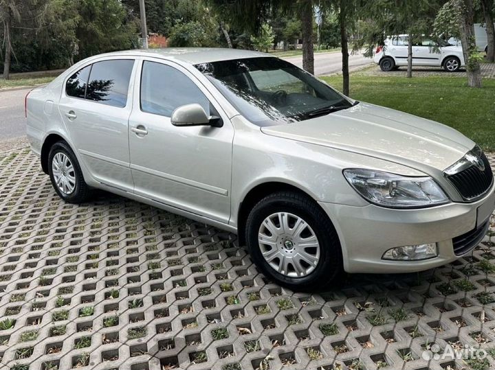 Skoda Octavia 1.6 AT, 2012, 240 000 км