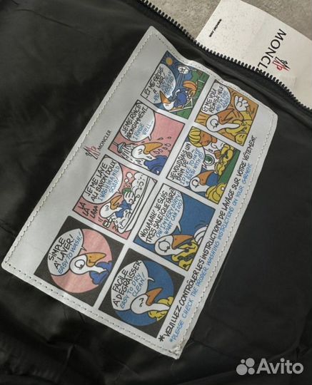 Жилетка moncler черно-глянцевая