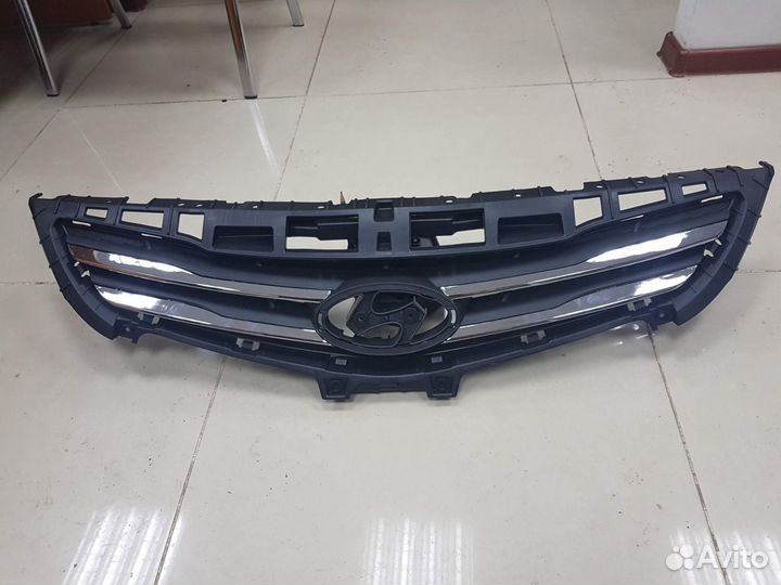 Решетка радиатора Solaris с 2014 по 2017 год