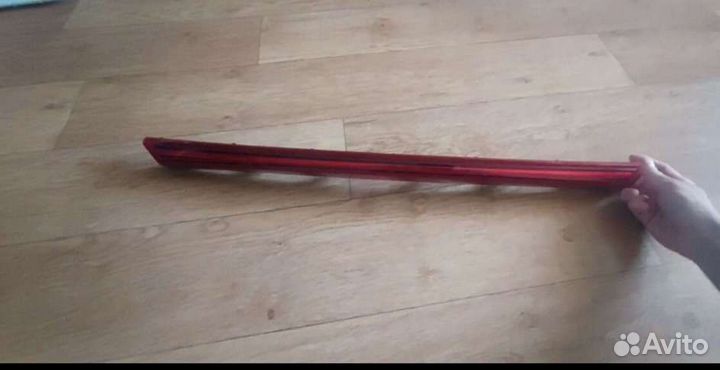 Накладка крышки багажника Kia Rio 4