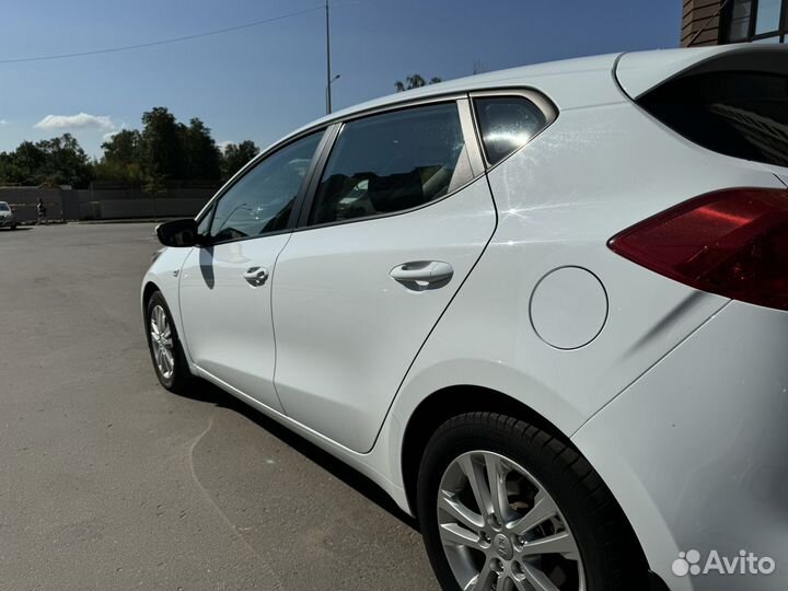 Kia Ceed 1.6 AT, 2014, 111 700 км