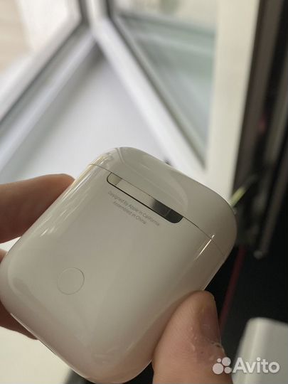 Apple AirPods