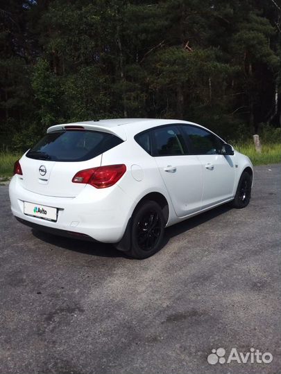 Opel Astra 1.6 AT, 2012, 142 400 км