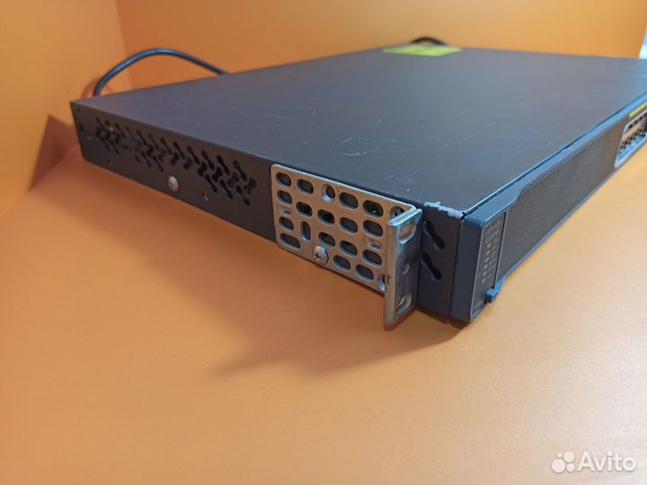 Коммутатор cisco poe WS-C2960-24PC-L