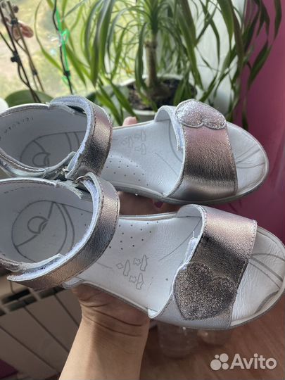 Босоножки кожаные kotofey