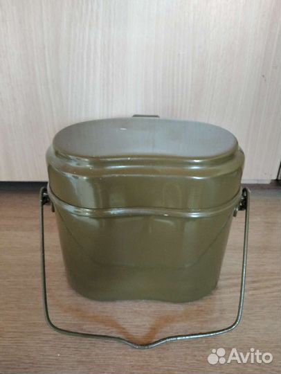 Котелок армейский