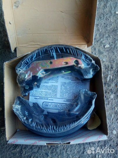 Колодки на Мазда демио