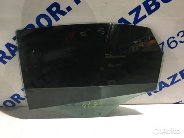 Стекло задней двери лев audi A4 b8