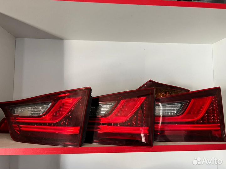 Фонарь задний Lexus GS4