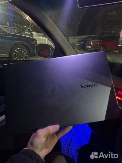 Honor magicbook x15 i5