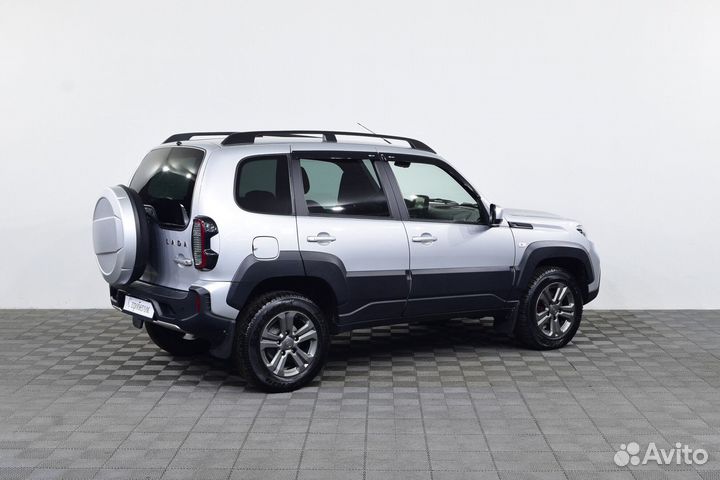 ВАЗ Niva 1.7 МТ, 2022, 25 000 км