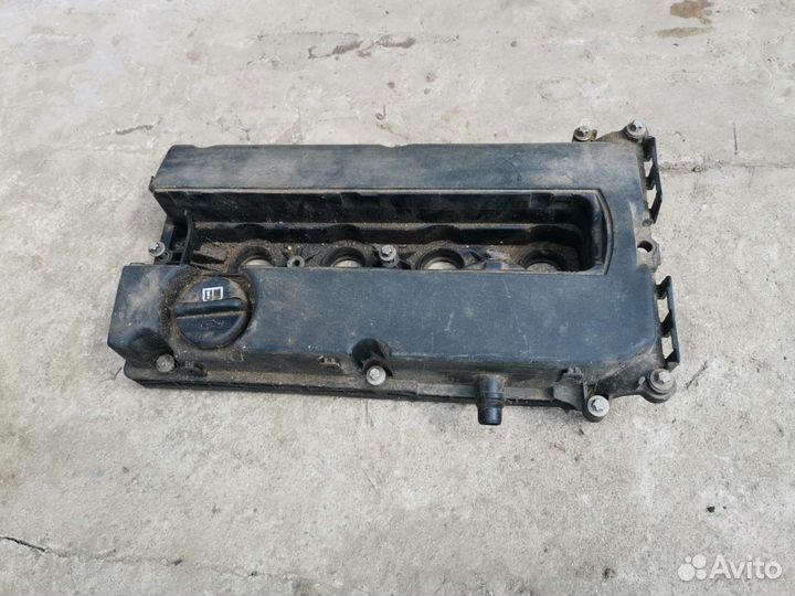 Крышка клапанная 55564395