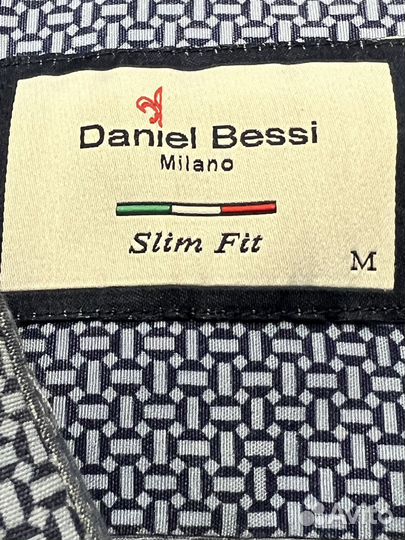 Рубашку слимфит Daniel Bessi