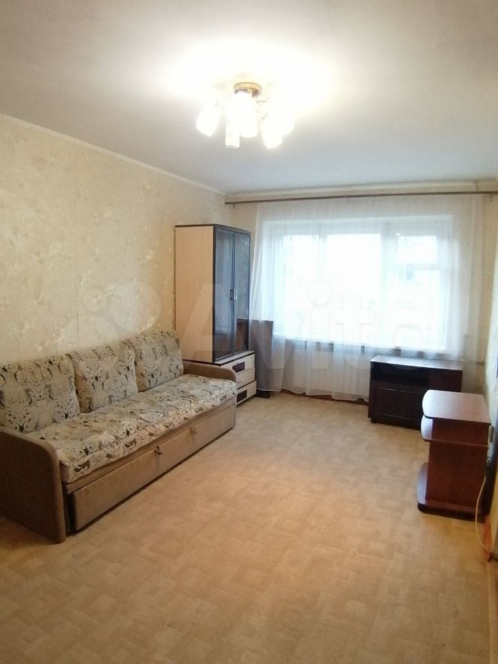 2-к. квартира, 43 м², 2/4 эт.