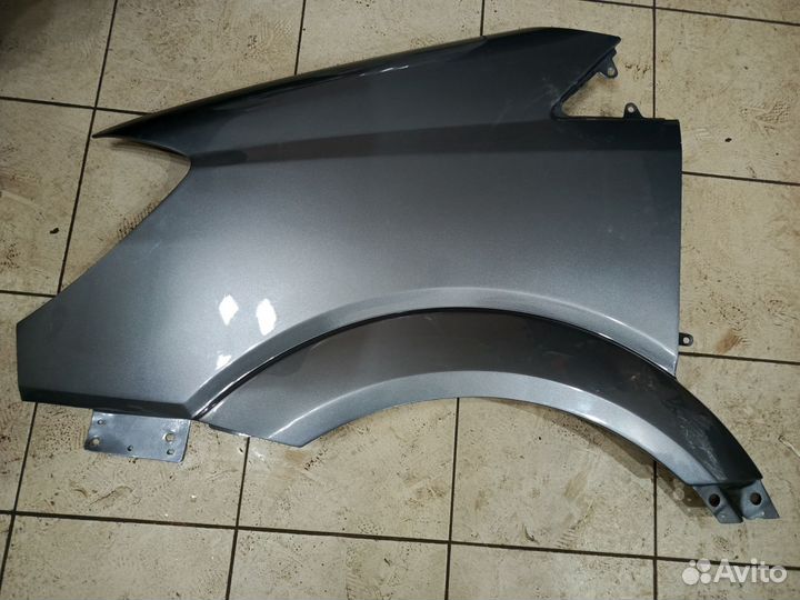 Крыло переднее левое mercedes sprinter