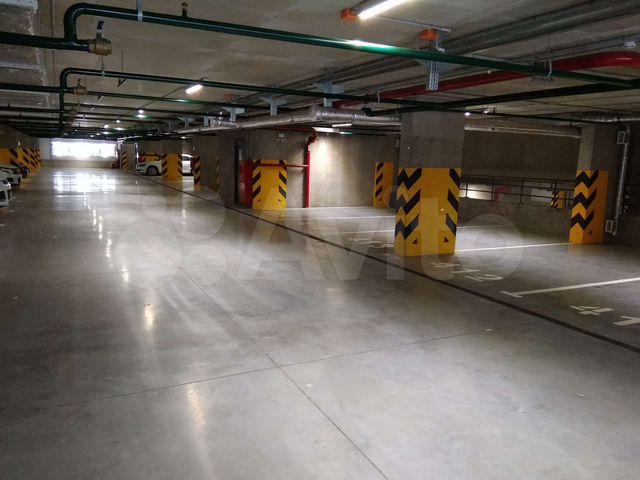 Машиноместо, 14 м²