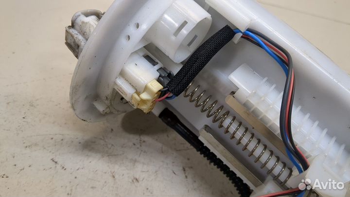 Насос топливный электрический Toyota Auris E15, 2009