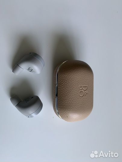 Беспроводные наушники bang olufsen