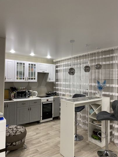 2-к. квартира, 43 м², 1/2 эт.