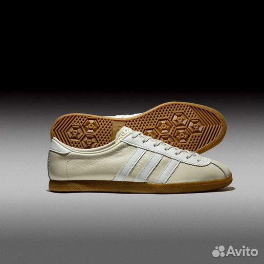 Кроссовки Adidas London. Оригинал, новые 11 uk